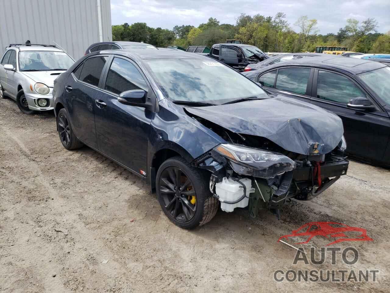 TOYOTA COROLLA 2018 - 5YFBURHE3JP825216