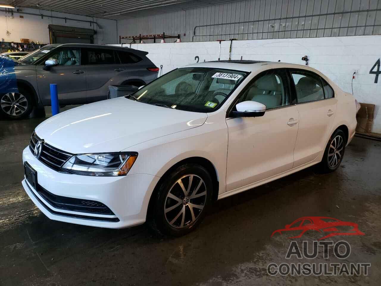 VOLKSWAGEN JETTA 2017 - 3VWDB7AJ4HM371101