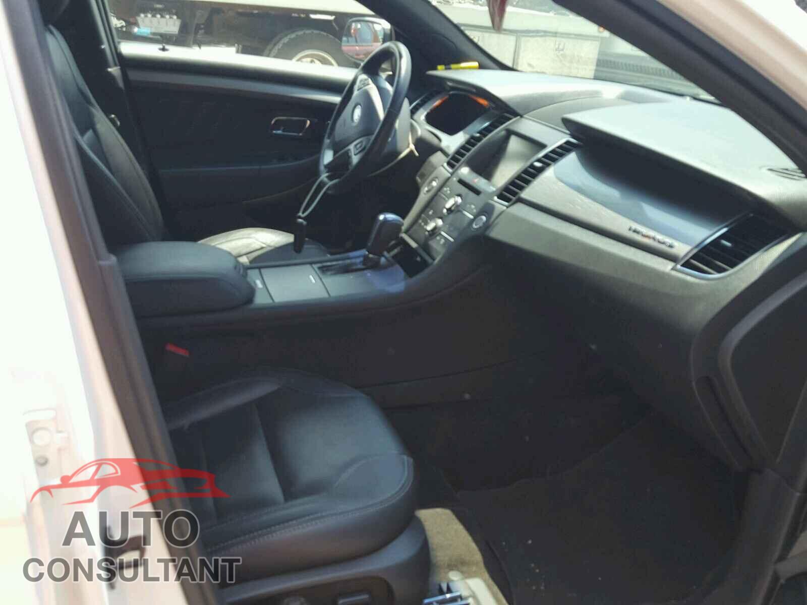 FORD TAURUS 2015 - 1FAHP2E89FG122256