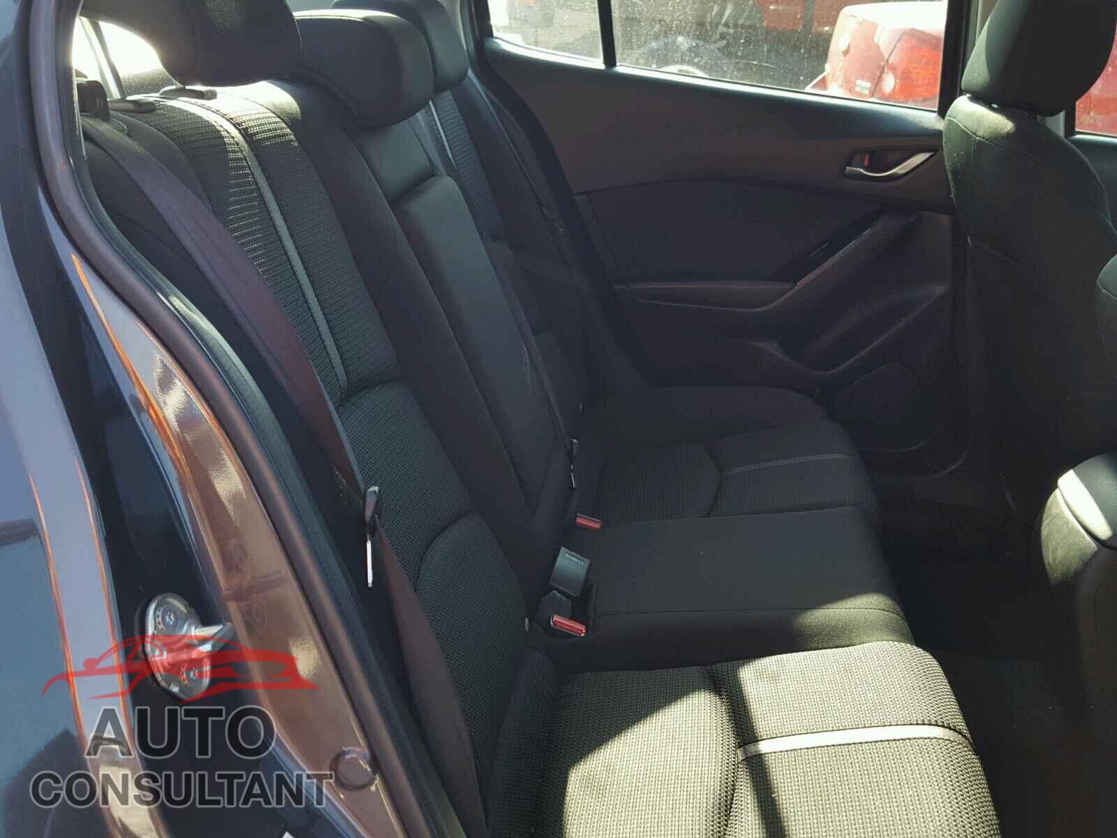 MAZDA 3 2017 - 3MZBN1U75HM120468