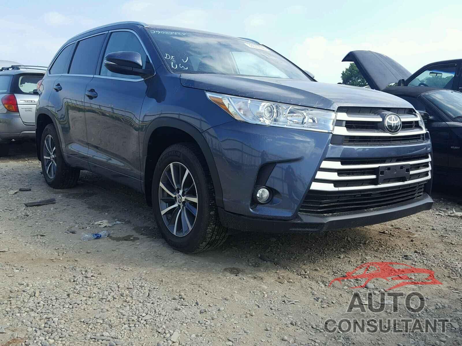TOYOTA HIGHLANDER 2018 - 5TDJZRFH6JS848426