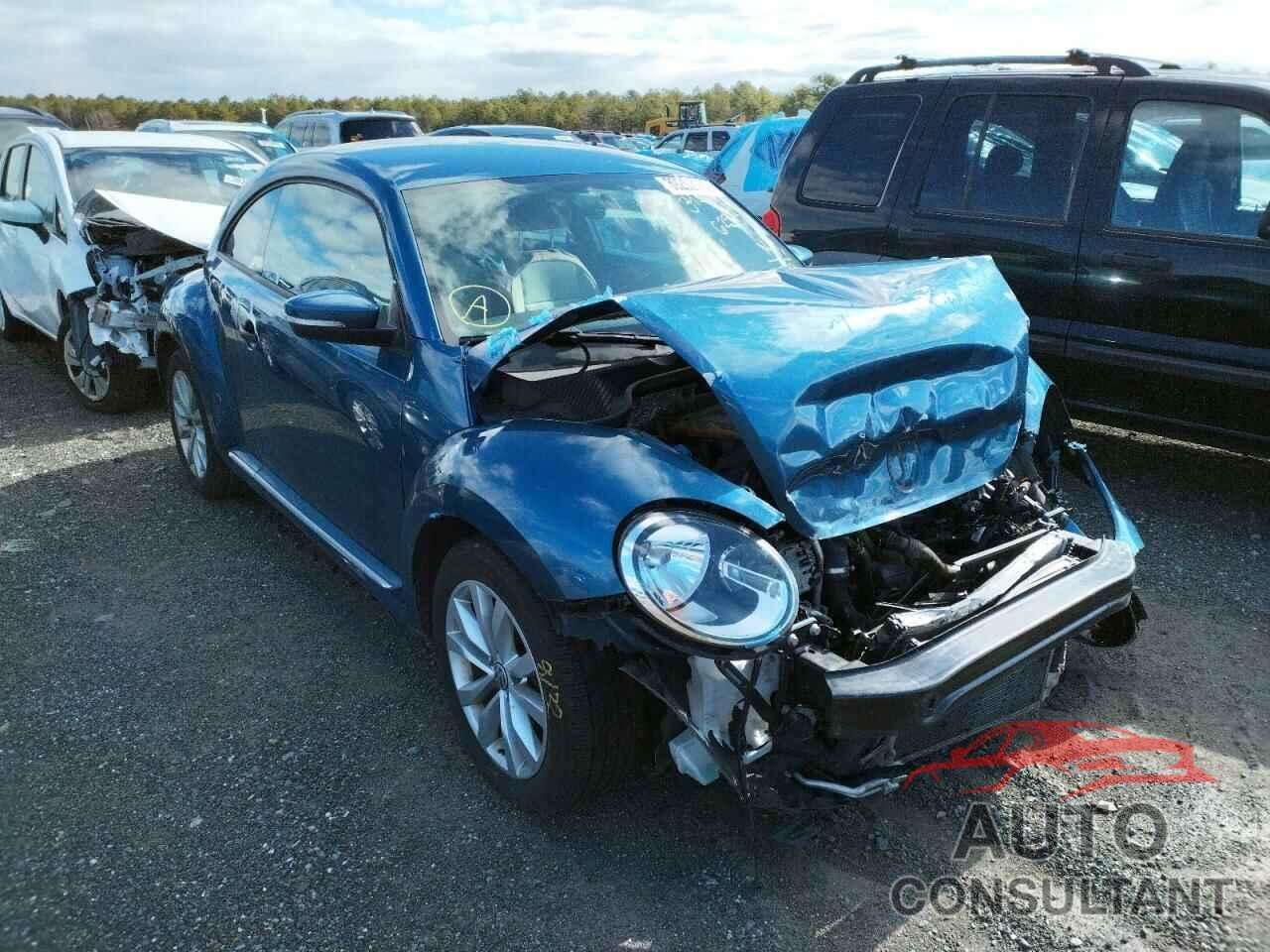 VOLKSWAGEN BEETLE 2017 - 3VWF17AT8HM625437