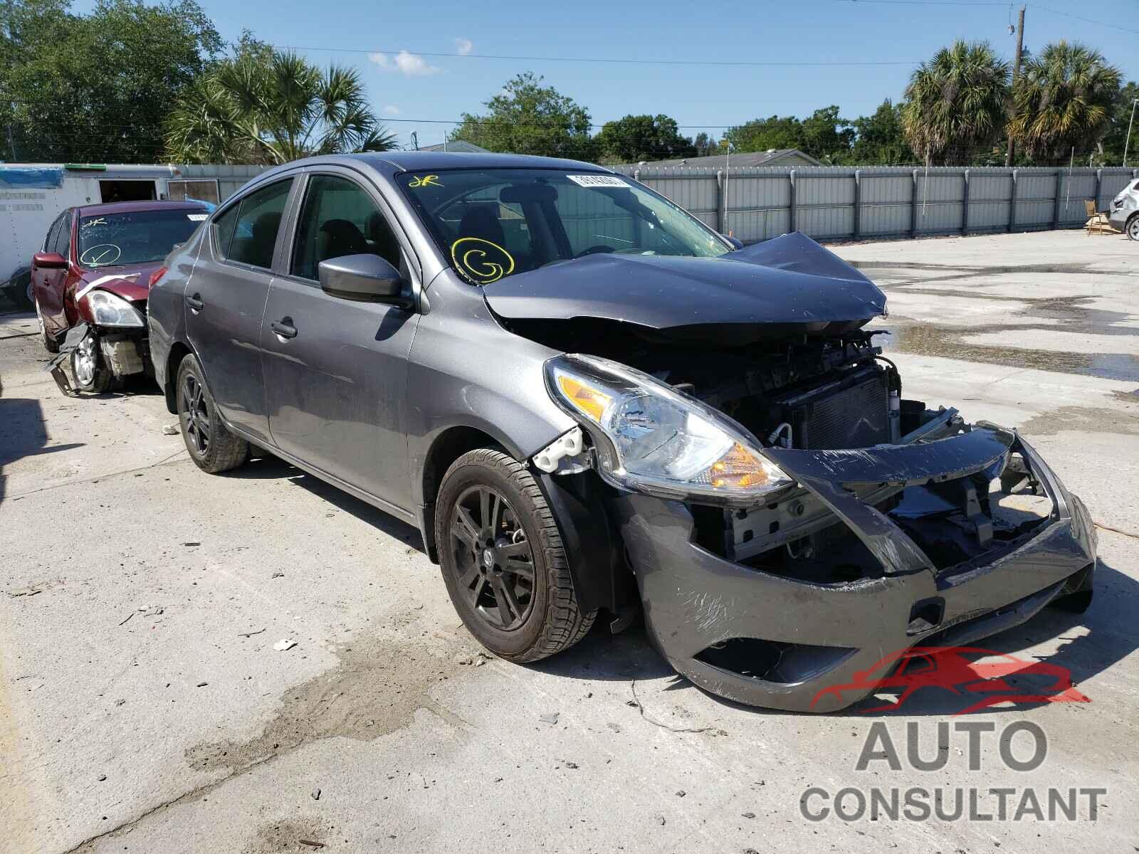 NISSAN VERSA 2019 - 3N1CN7AP0KL807923