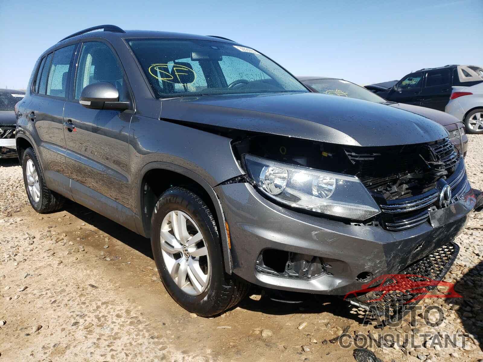 VOLKSWAGEN TIGUAN 2016 - WVGBV7AX1GW604626