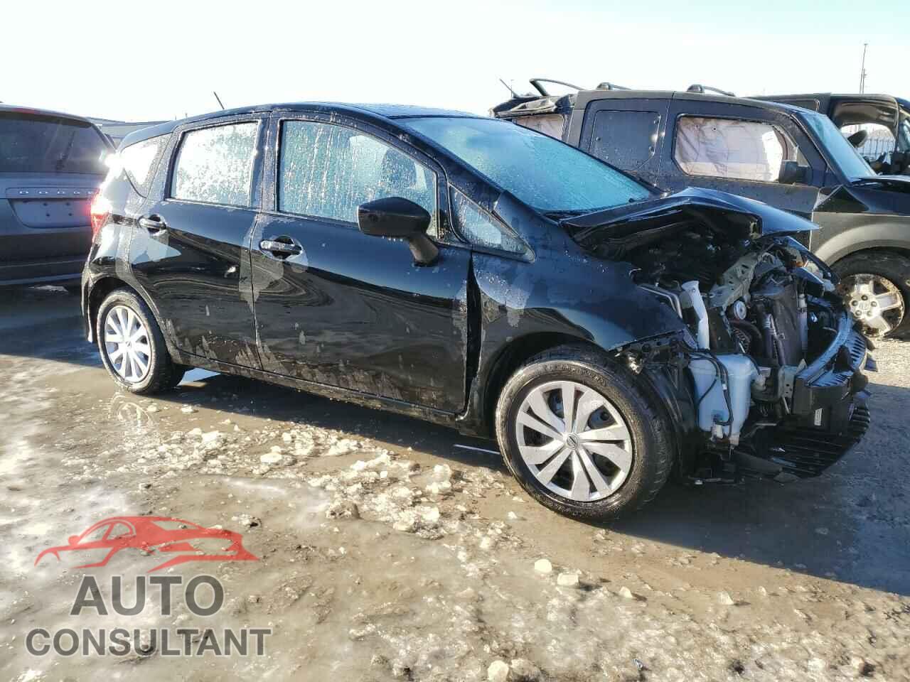 NISSAN VERSA 2017 - 3N1CE2CP3HL355877