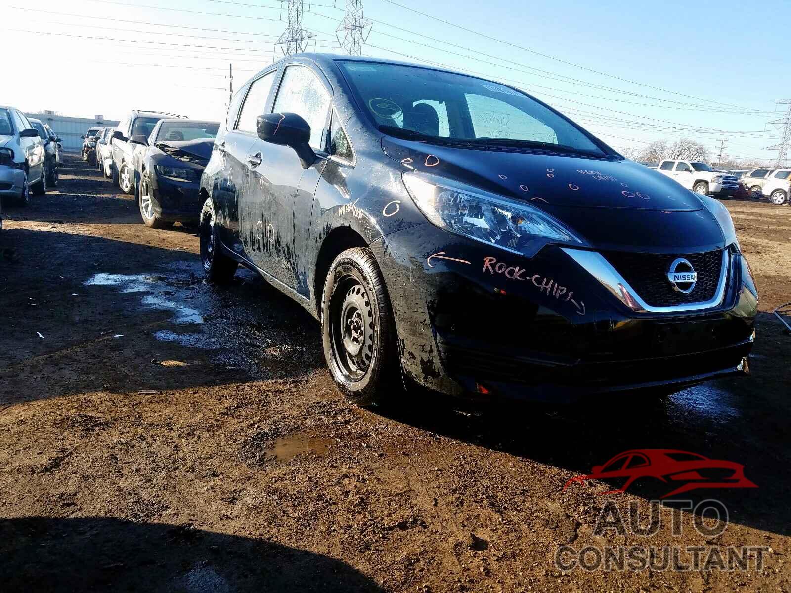 NISSAN VERSA 2017 - 3N1CE2CP8HL376370