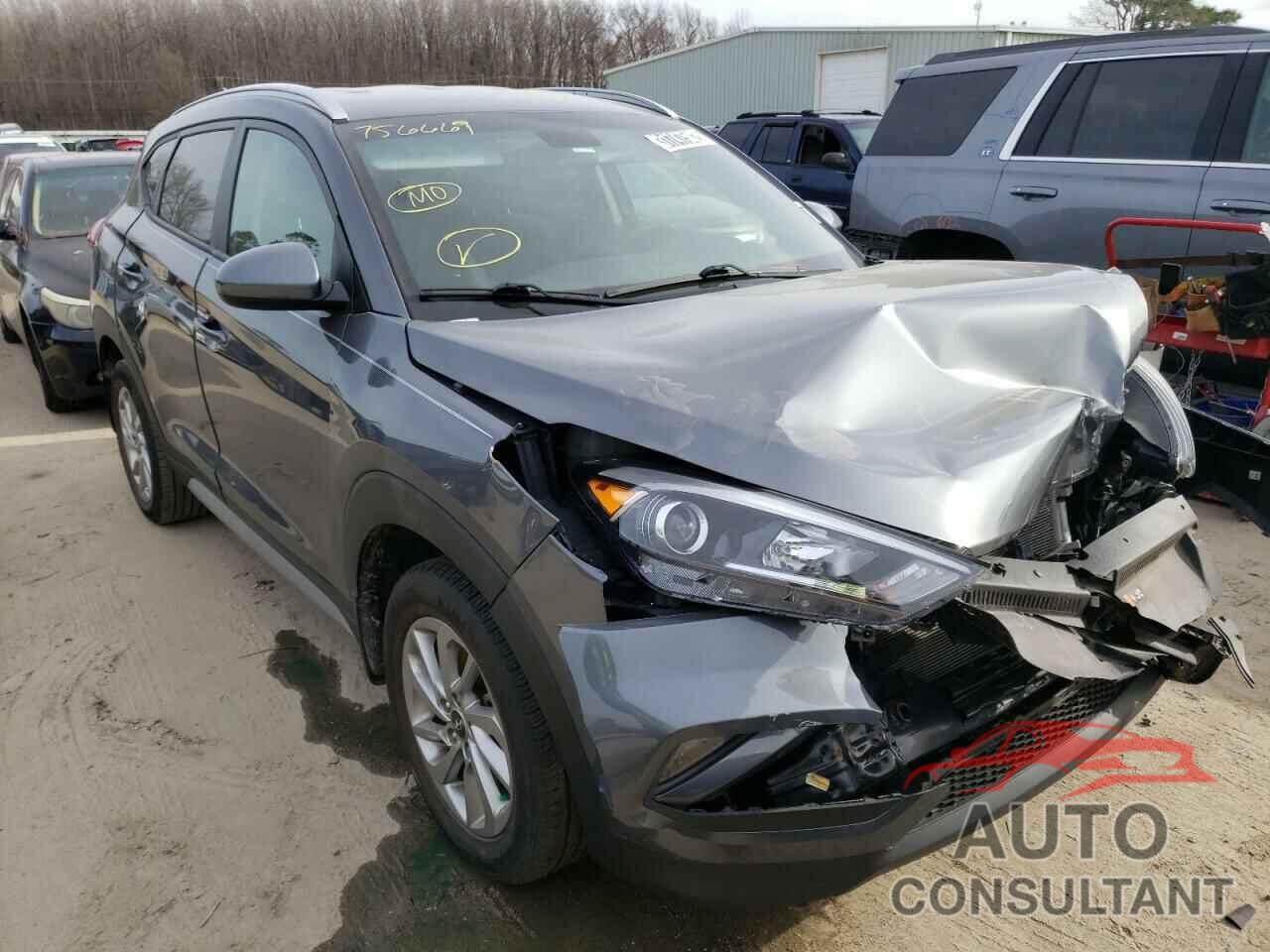 HYUNDAI TUCSON 2018 - KM8J33A47JU756669