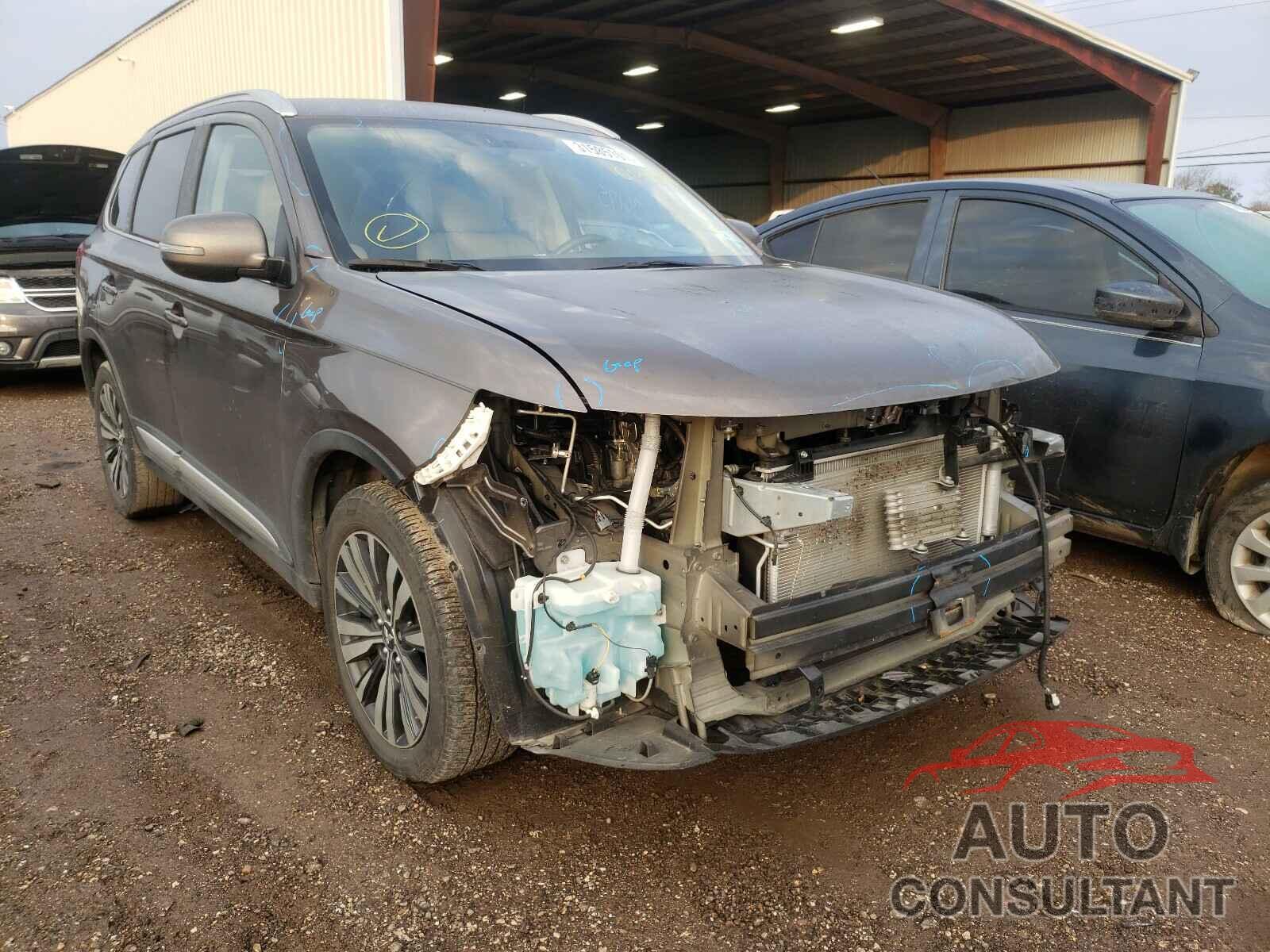 MITSUBISHI OUTLANDER 2019 - JA4AD3A32KZ004949