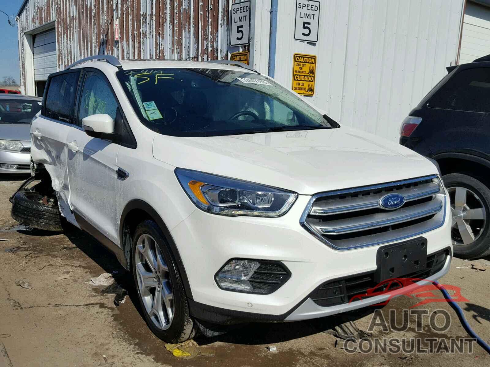 FORD ESCAPE 2017 - 1FMCU9J94HUA33408