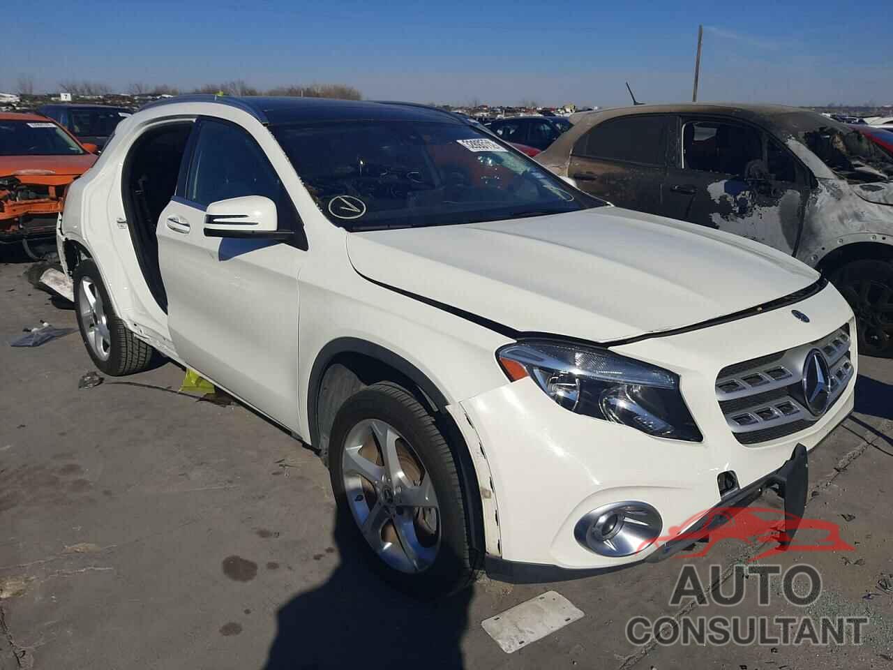 MERCEDES-BENZ GLA-CLASS 2018 - WDCTG4GB3JJ408957