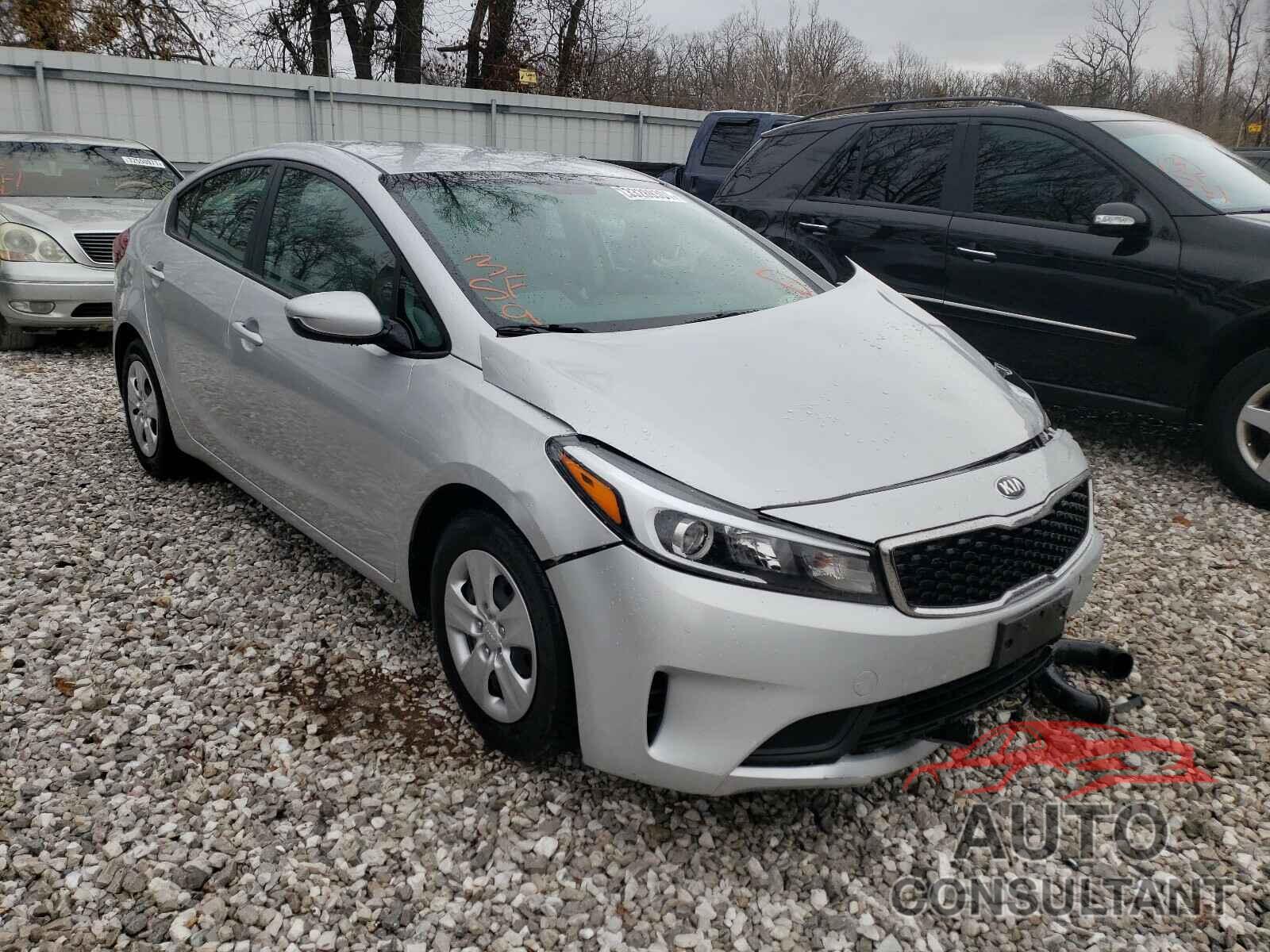 KIA FORTE 2017 - 3KPFK4A72HE096966