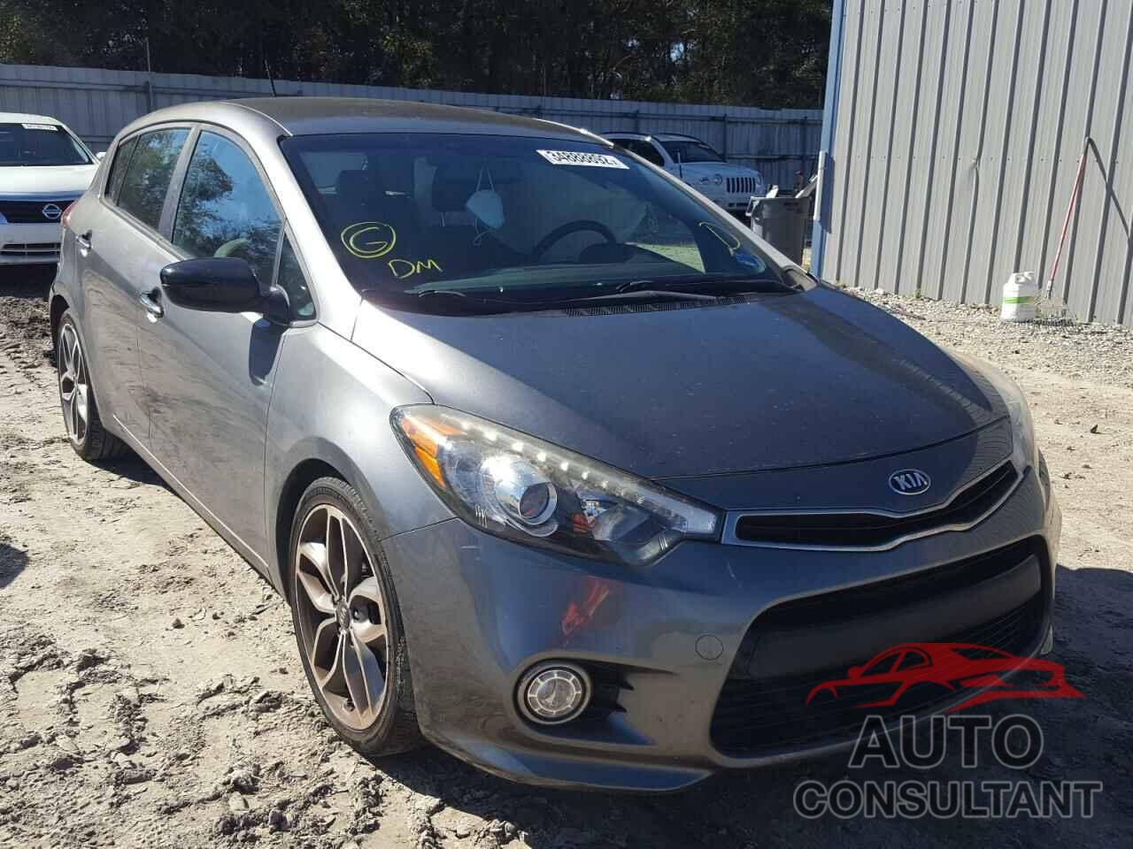 KIA FORTE 2016 - KNAFZ5A38G5589203