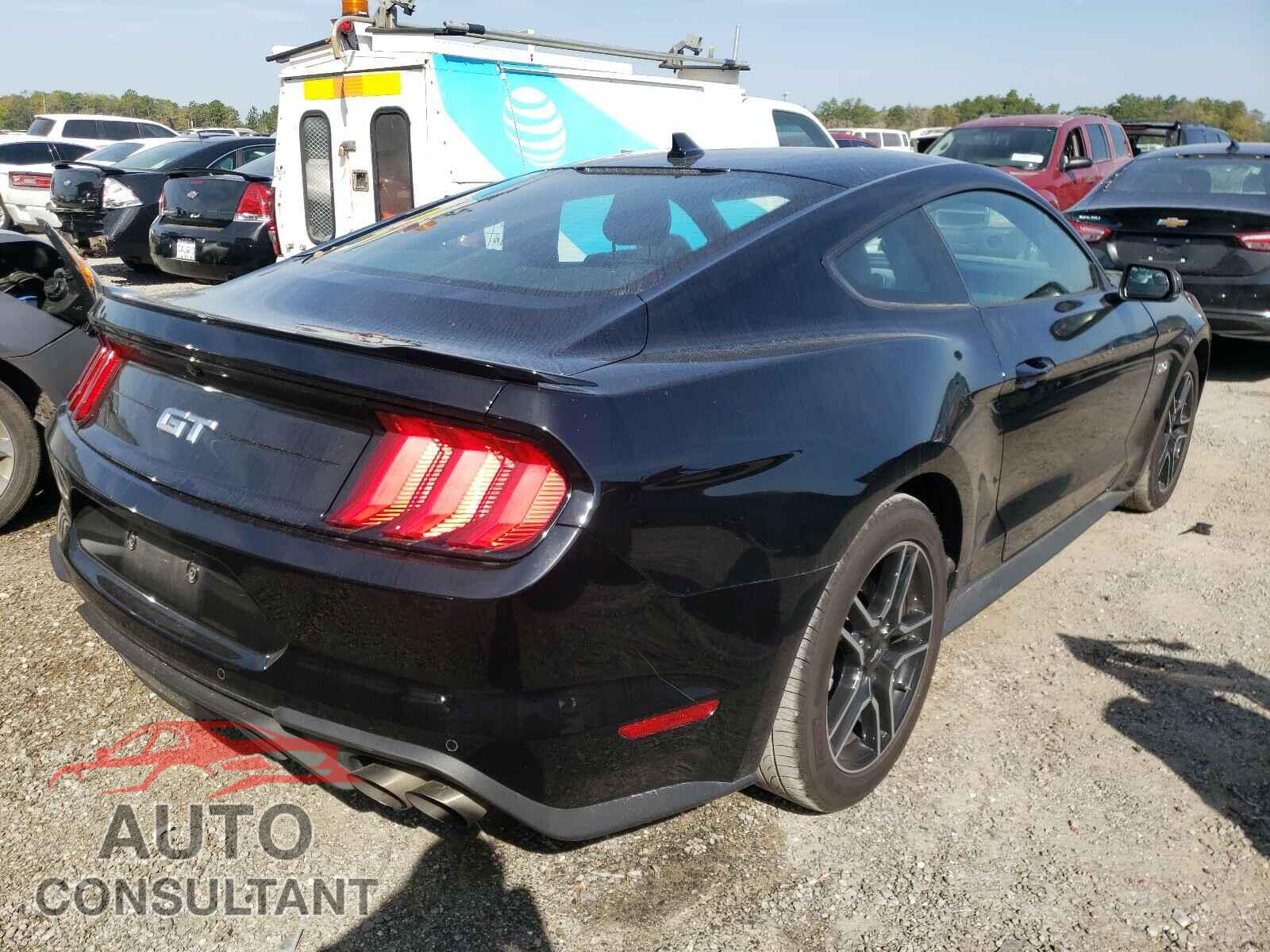 FORD MUSTANG 2020 - 1FA6P8CF3L5136012
