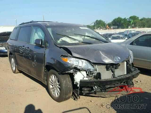 TOYOTA SIENNA 2015 - 5TDYK3DC6FS628430