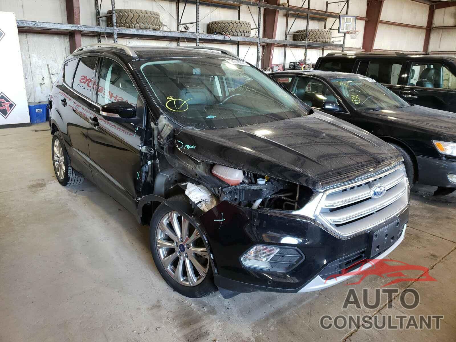 FORD ESCAPE 2017 - 1FMCU0J92HUB08005