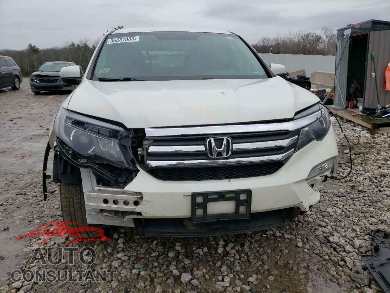 HONDA PILOT 2017 - 5FNYF6H39HB050511