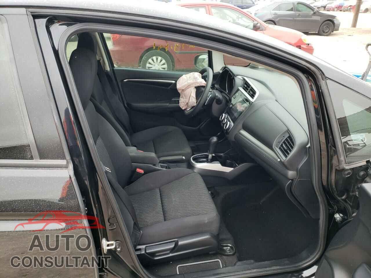 HONDA FIT 2019 - 3HGGK5H86KM740461