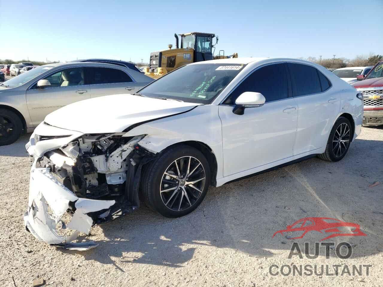 TOYOTA CAMRY 2024 - 4T1G11AK2RU845001