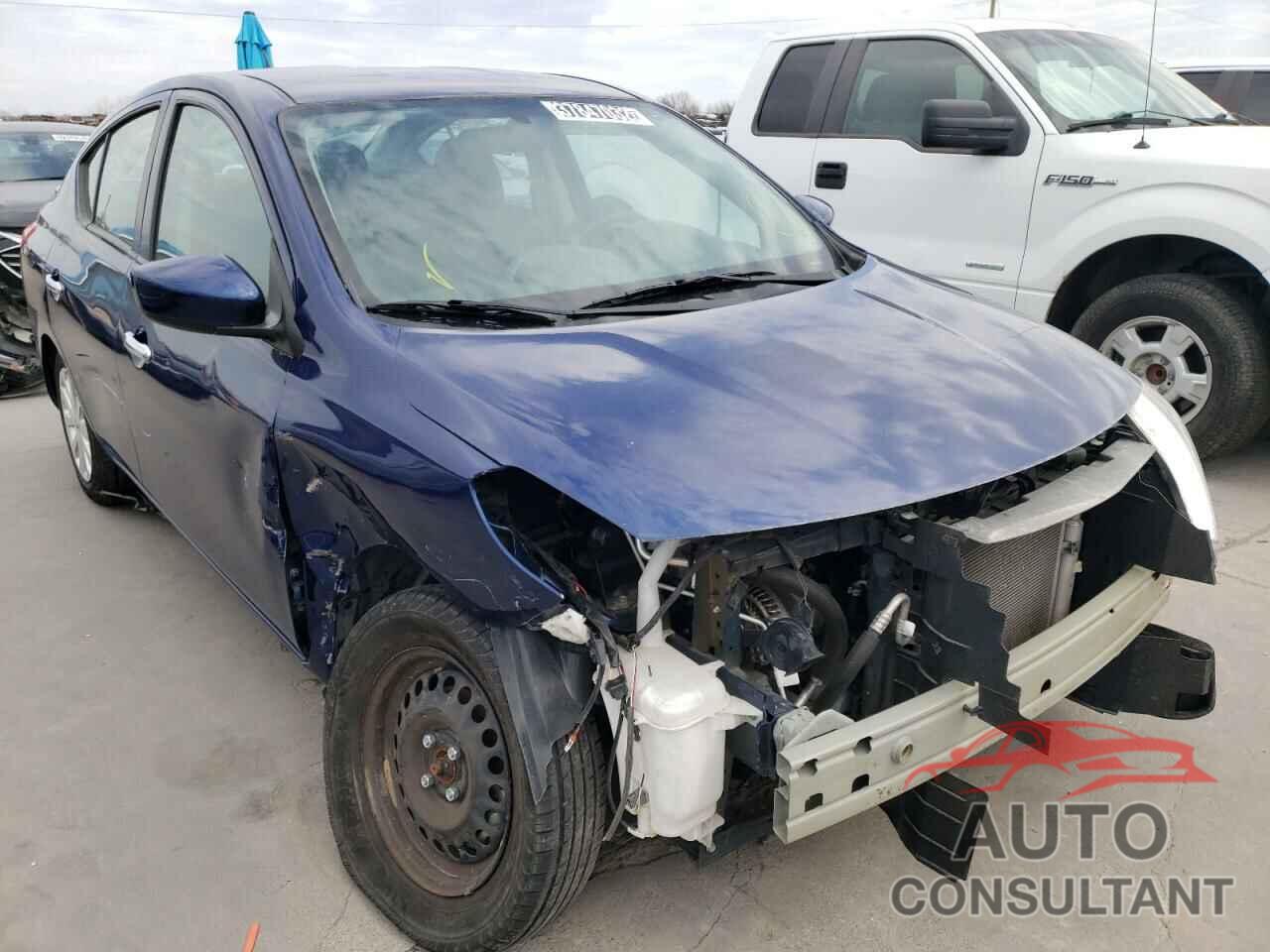 NISSAN VERSA 2019 - 3N1CN7AP4KL871320