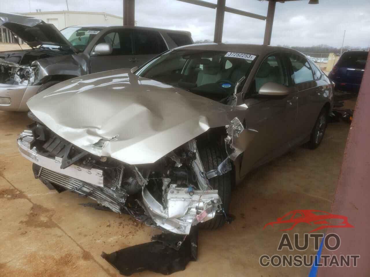 HONDA ACCORD 2018 - 1HGCV1F1XJA225933