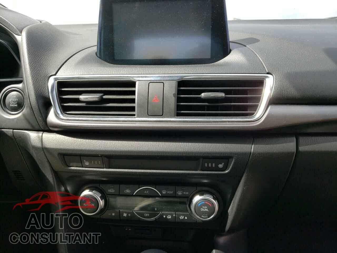 MAZDA 3 2017 - 3MZBN1W36HM140593
