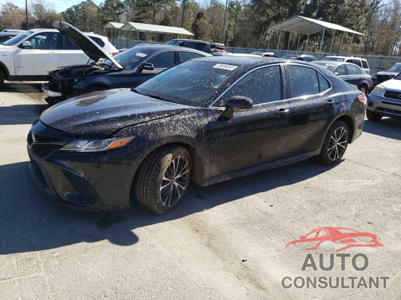 TOYOTA CAMRY 2018 - 4T1B11HK9JU144802
