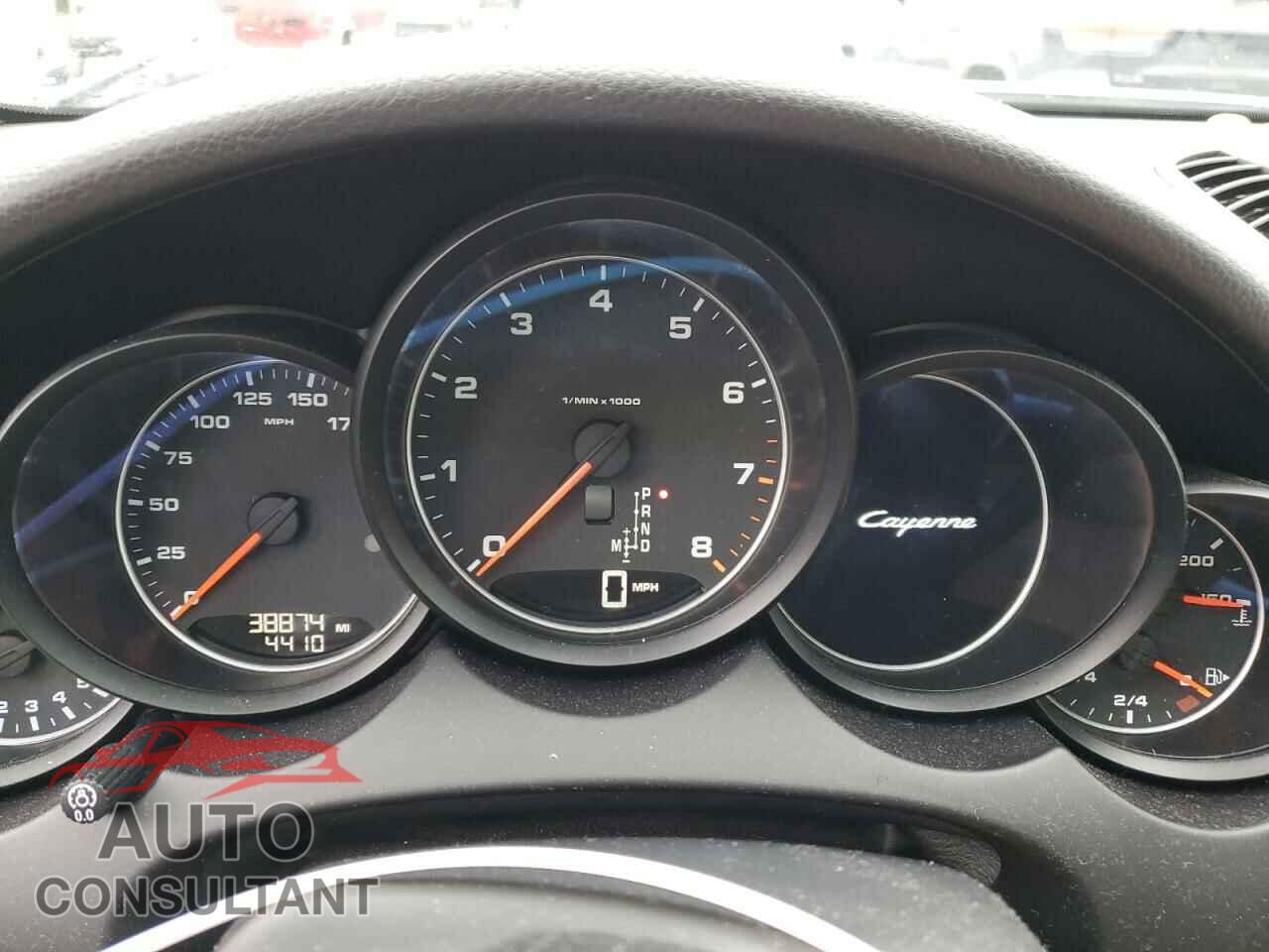 PORSCHE CAYENNE 2018 - WP1AA2A20JKA05944