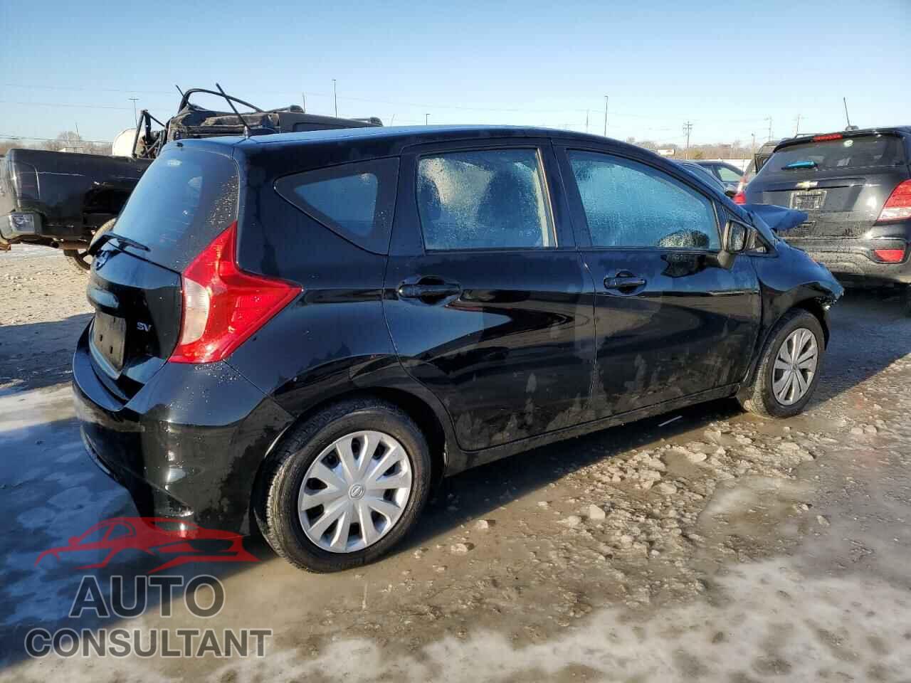 NISSAN VERSA 2017 - 3N1CE2CP3HL355877