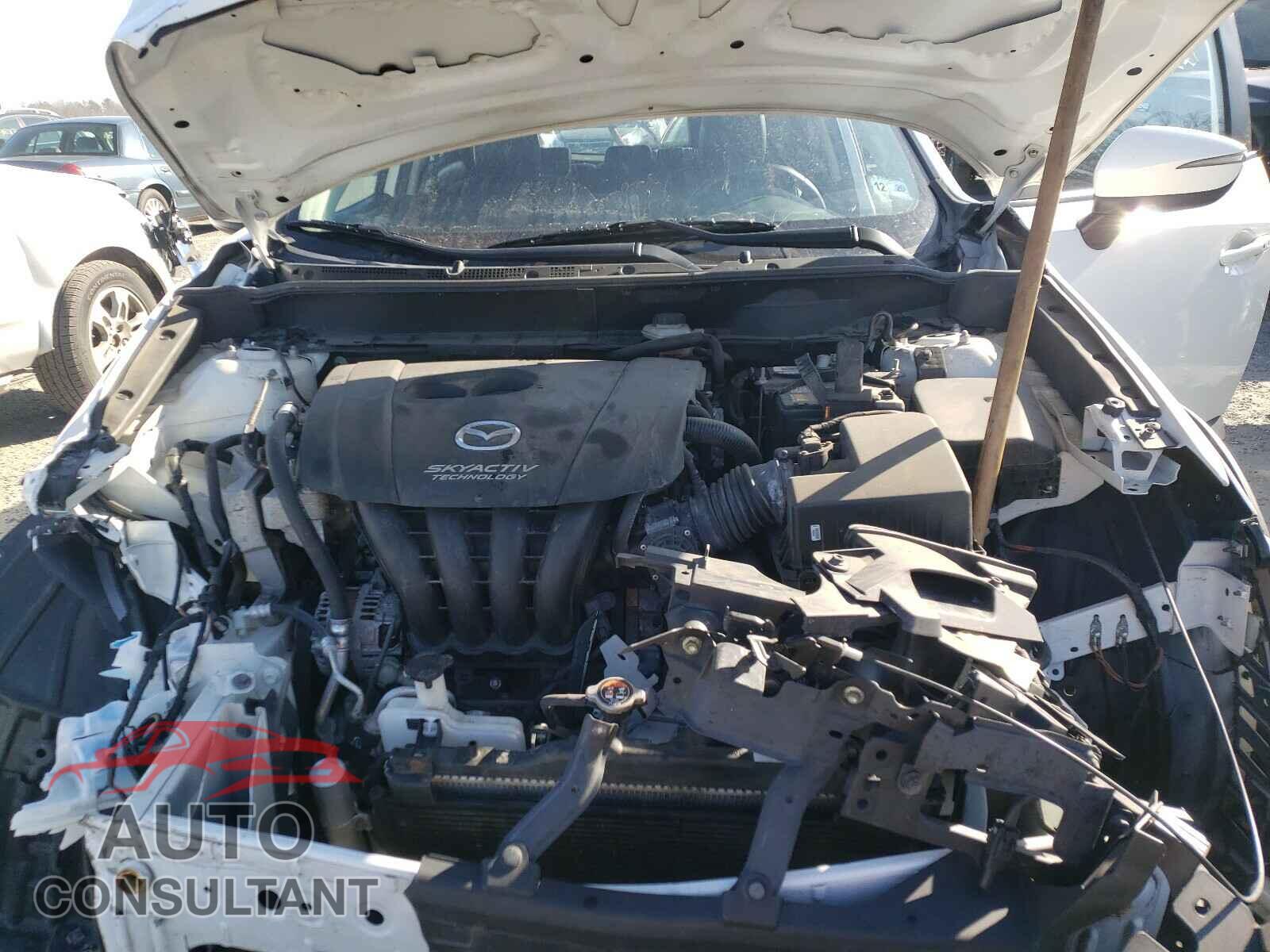 MAZDA CX-3 2016 - JM1DKBC79G0113486