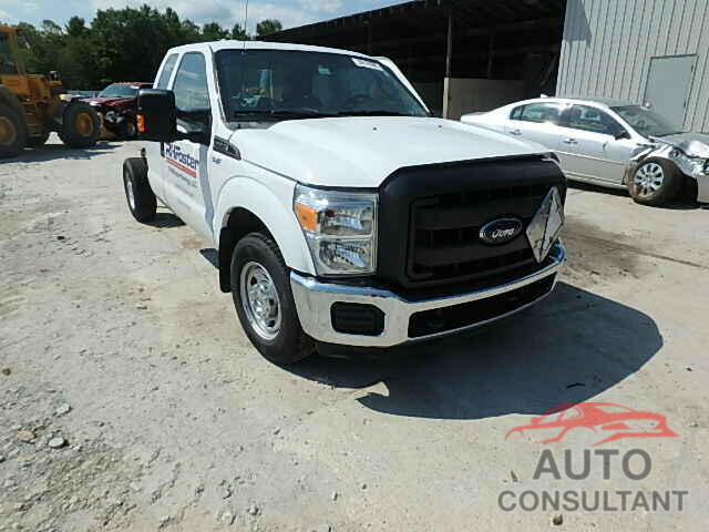 FORD F350 2015 - 1FD8X3A65FEB33458