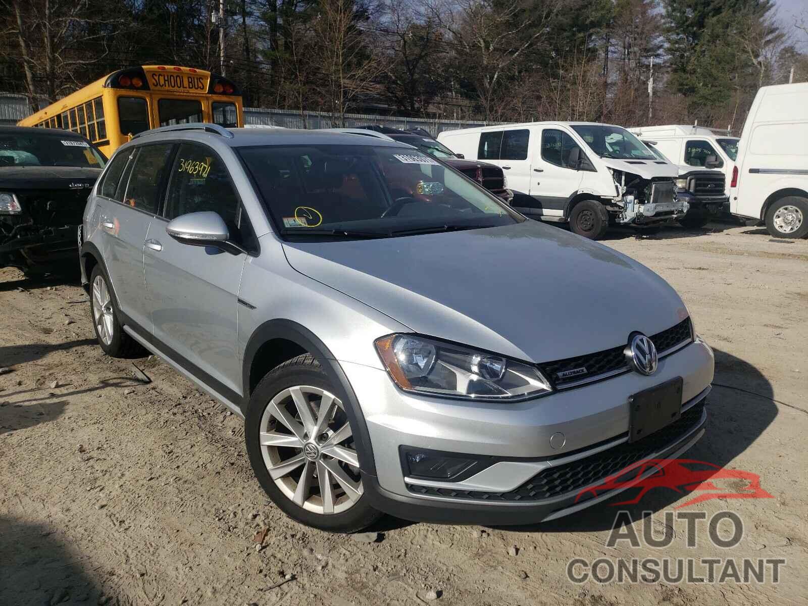 VOLKSWAGEN GOLF 2017 - 3VWH17AUXHM538494