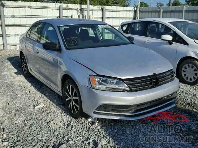 VOLKSWAGEN JETTA 2016 - 3VWD67AJ1GM258239