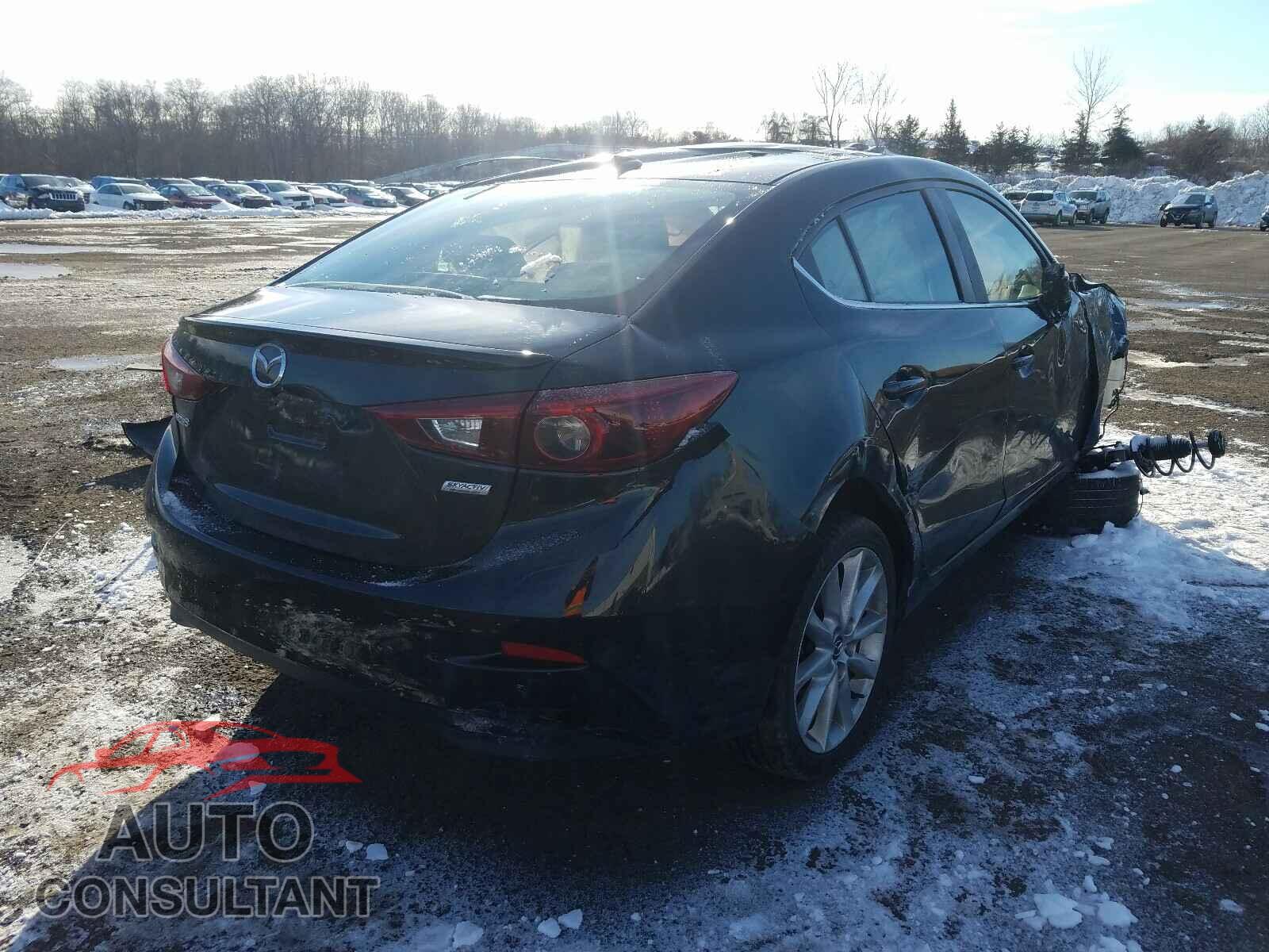 MAZDA 3 2017 - 3MZBN1W30HM135244