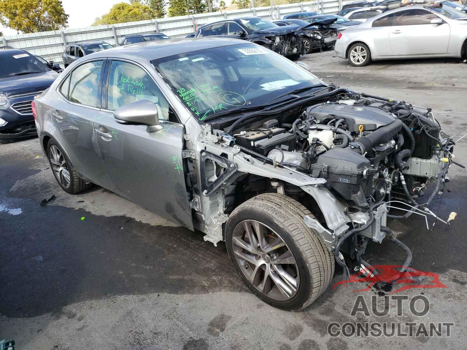 LEXUS IS 2018 - JTHBA1D20J5077641