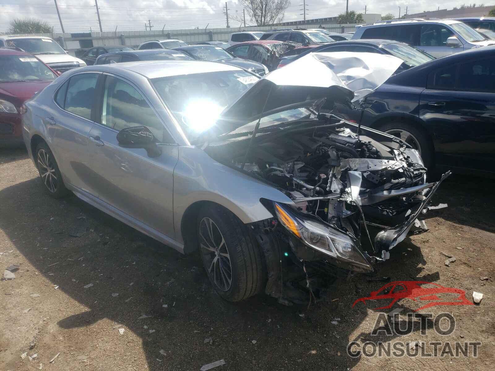 TOYOTA CAMRY 2019 - 4T1B11HK1KU251053