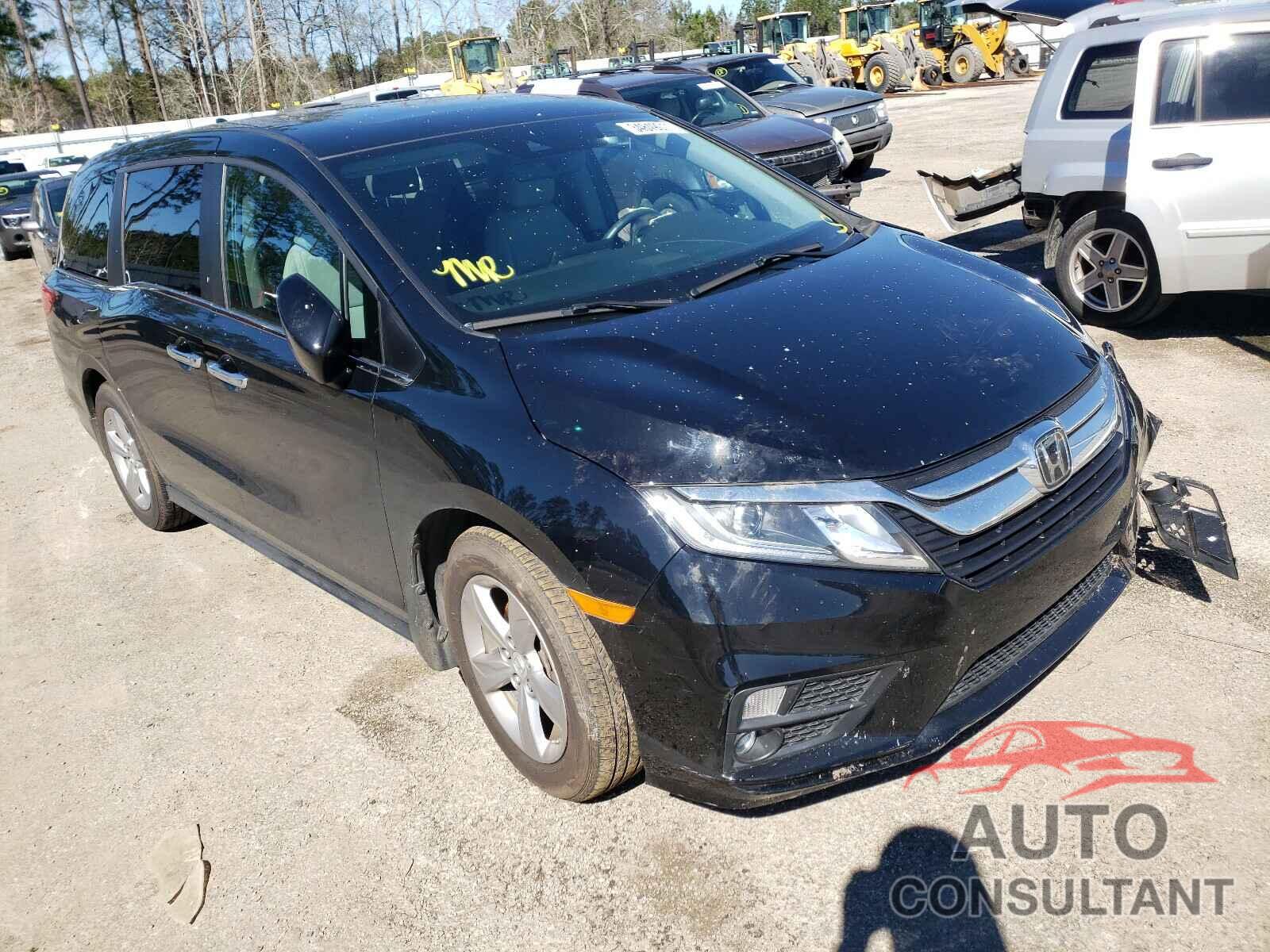 HONDA ODYSSEY 2018 - 5FNRL6H79JB064771