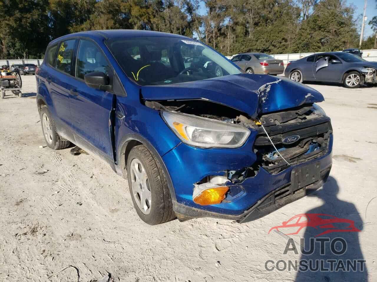 FORD ESCAPE 2017 - 1FMCU0F71HUA18058