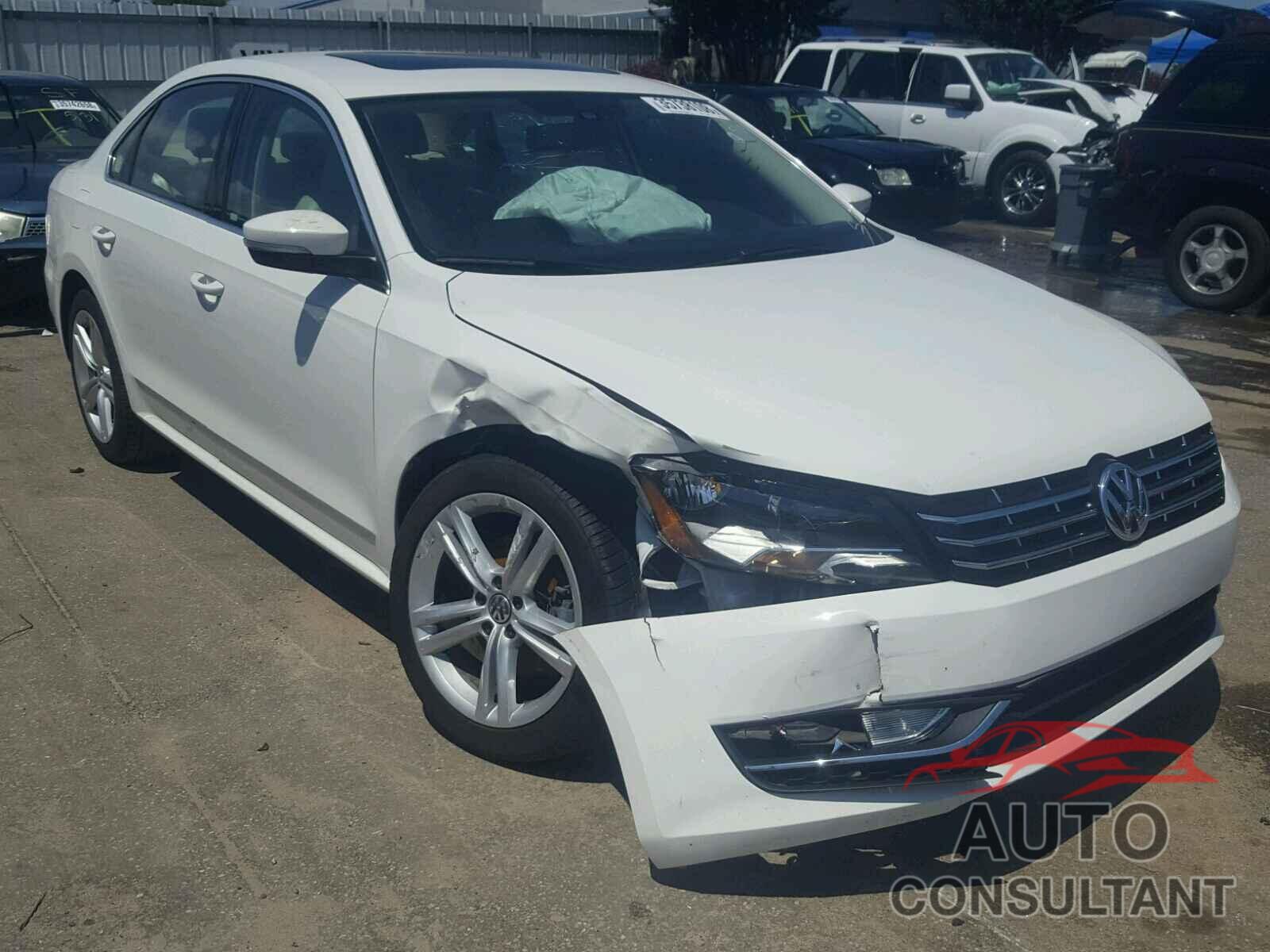 VOLKSWAGEN PASSAT 2015 - 1VWCV7A39FC004519