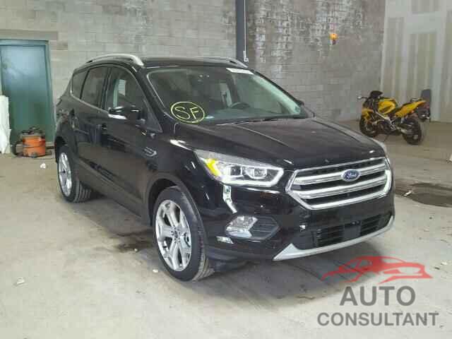 FORD ESCAPE 2017 - 1FMCU0J92HUB72318