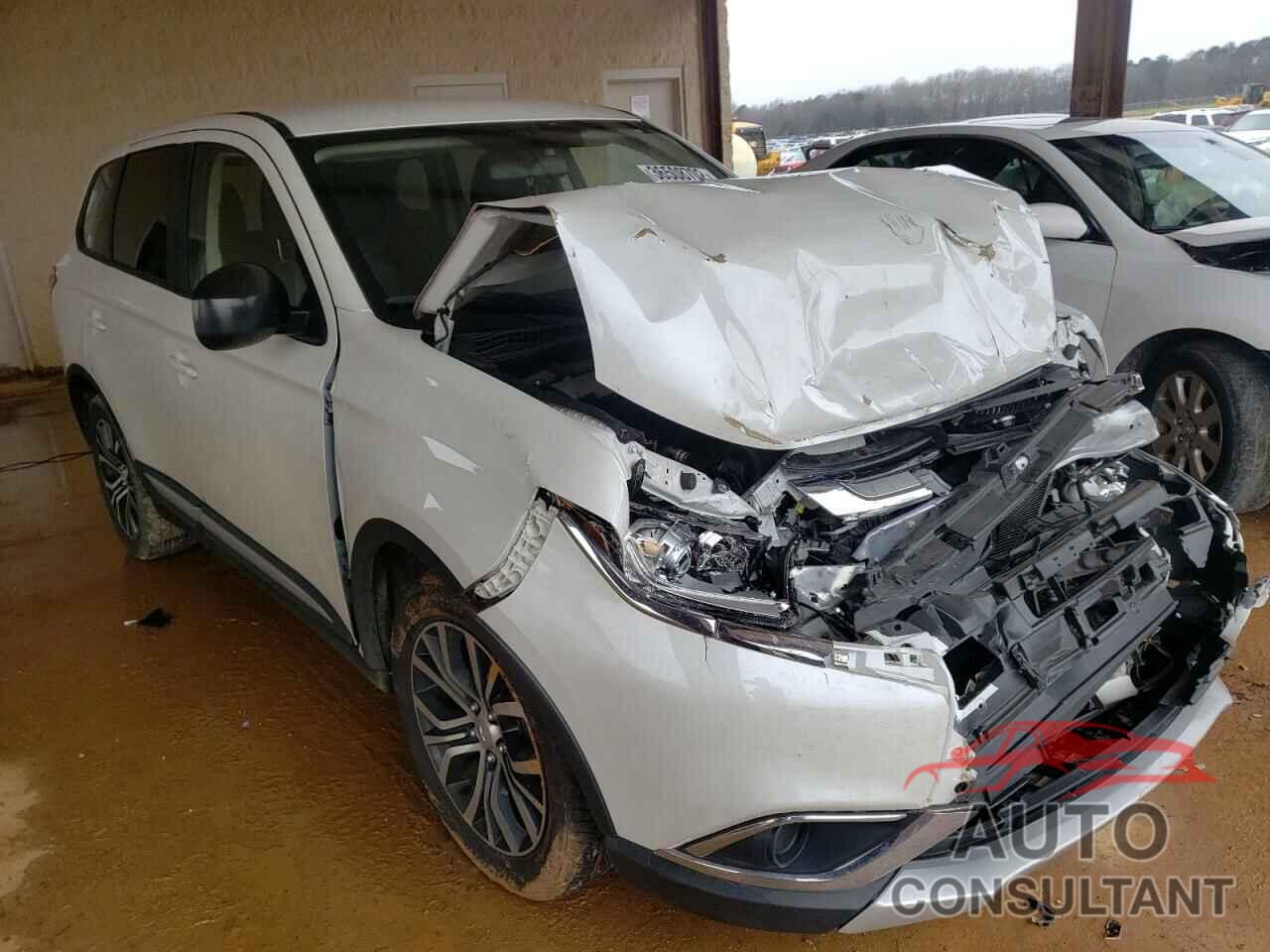 MITSUBISHI OUTLANDER 2018 - JA4AD2A38JZ071581