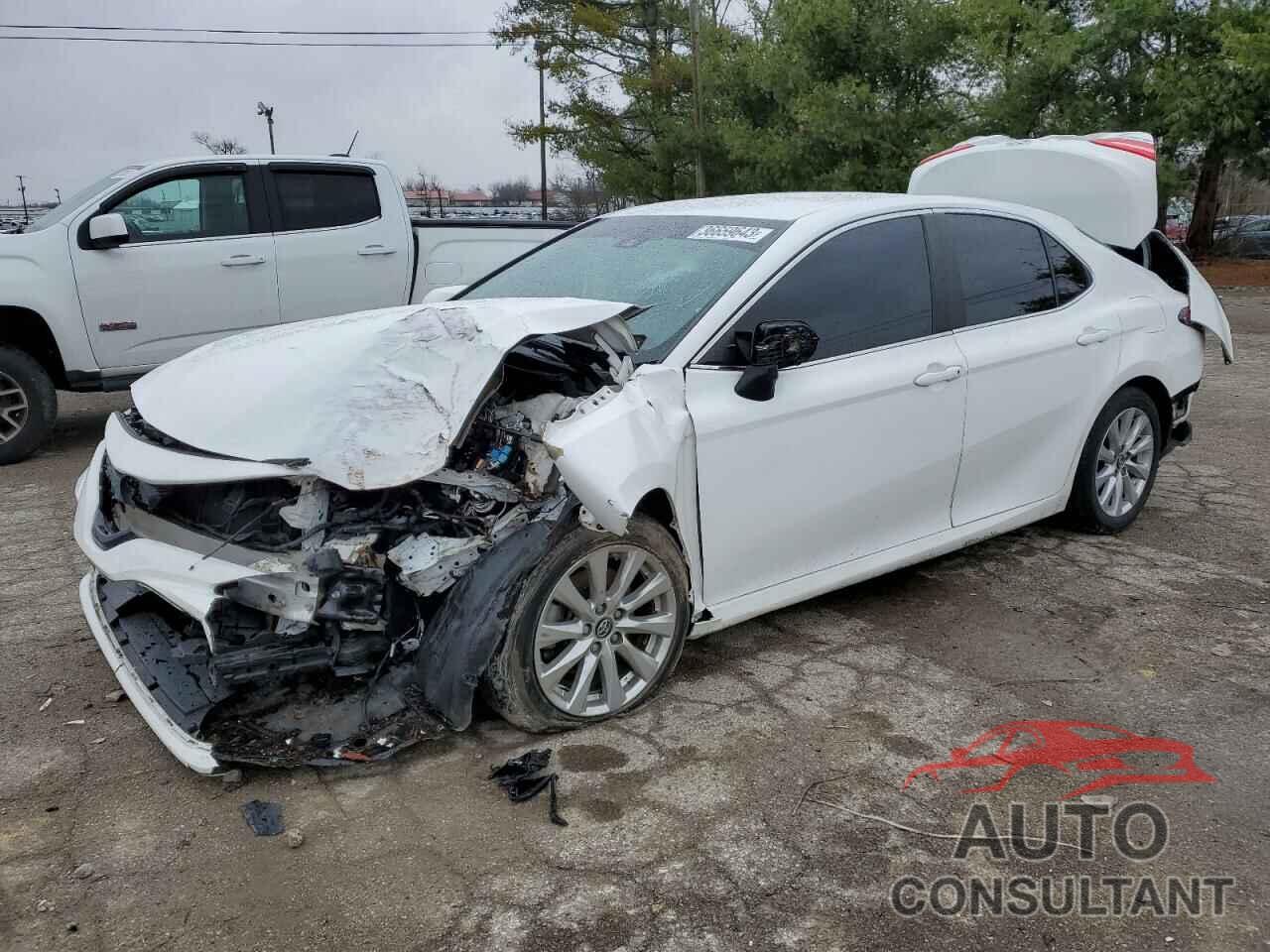 TOYOTA CAMRY 2018 - 4T1B11HKXJU034471