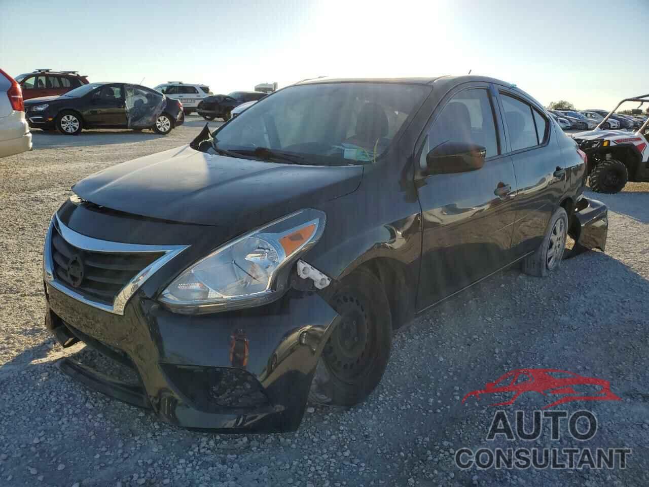 NISSAN VERSA 2019 - 3N1CN7AP1KL834659