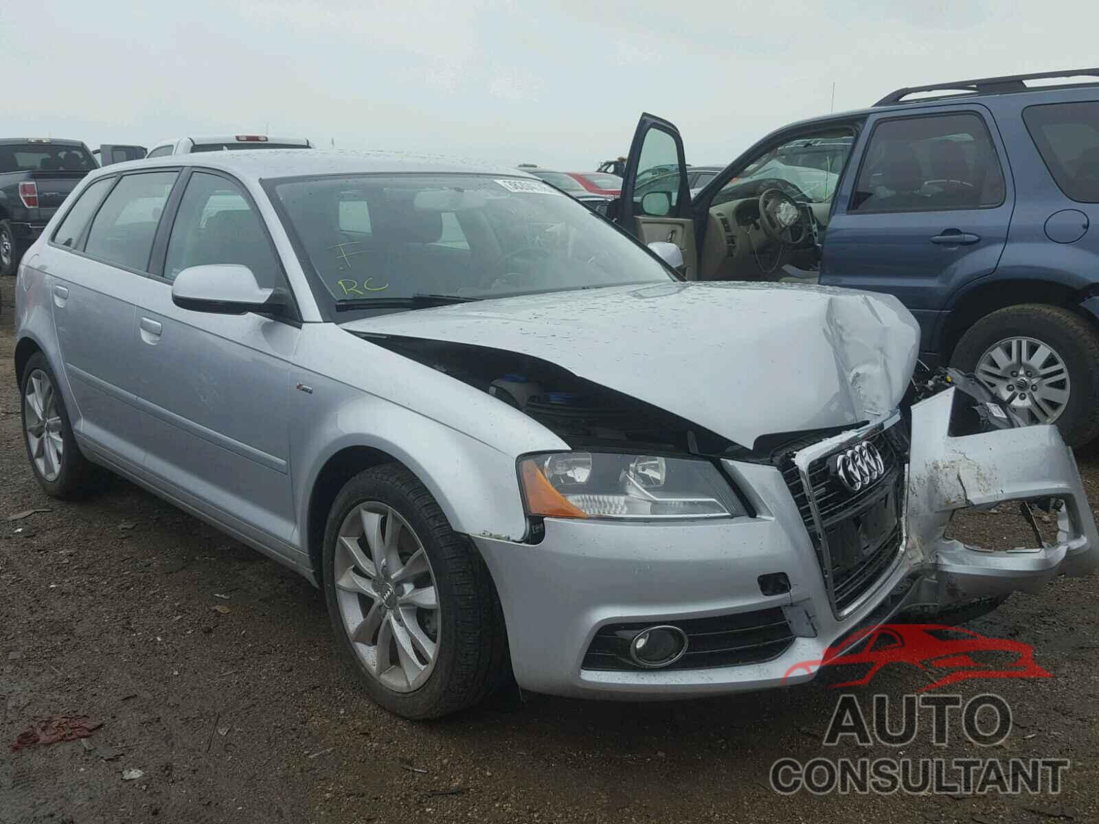 AUDI A3 2011 - WAUDFAFM7BA020353