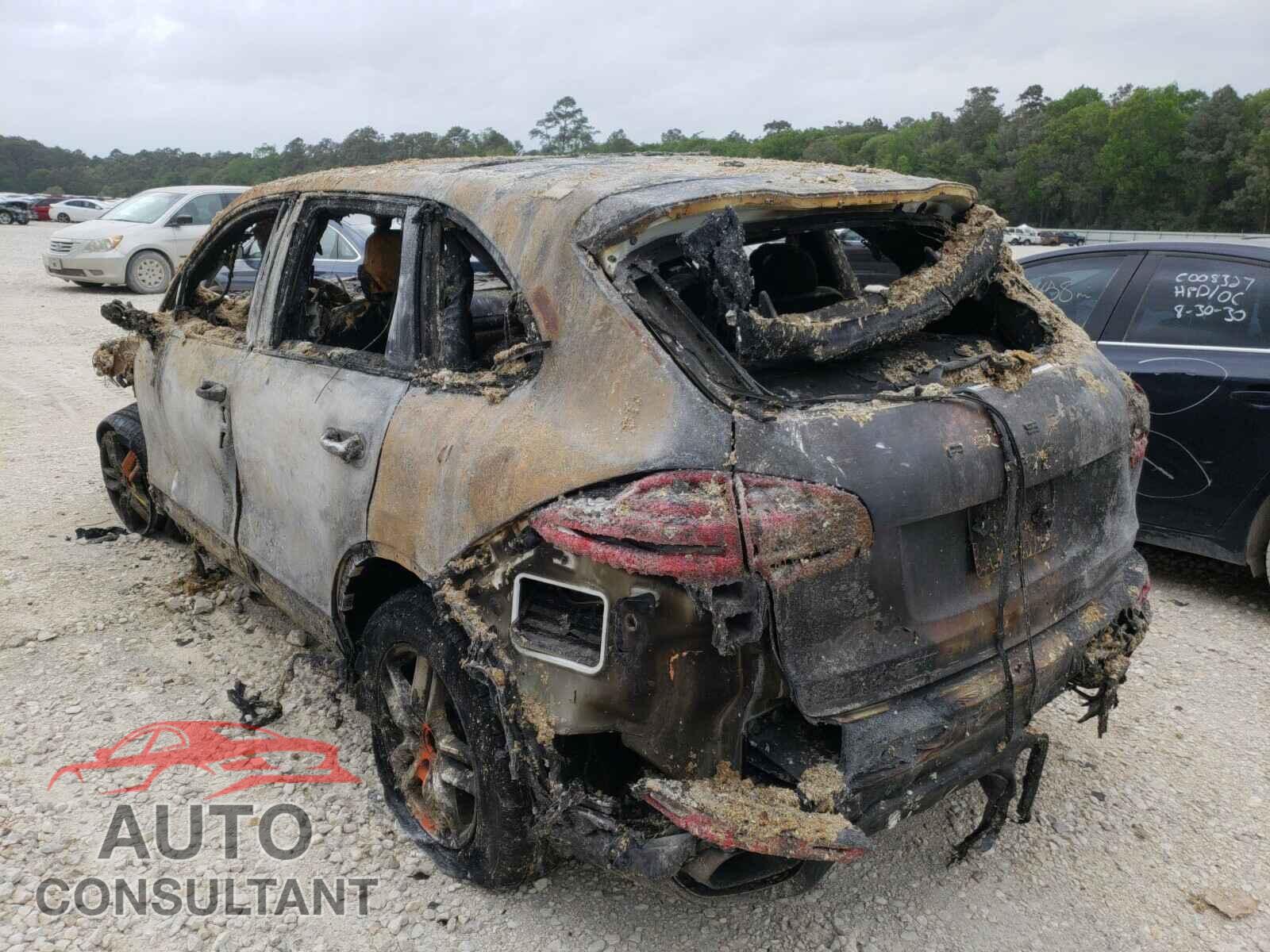 PORSCHE CAYENNE 2016 - WP1AA2A24GLA08204