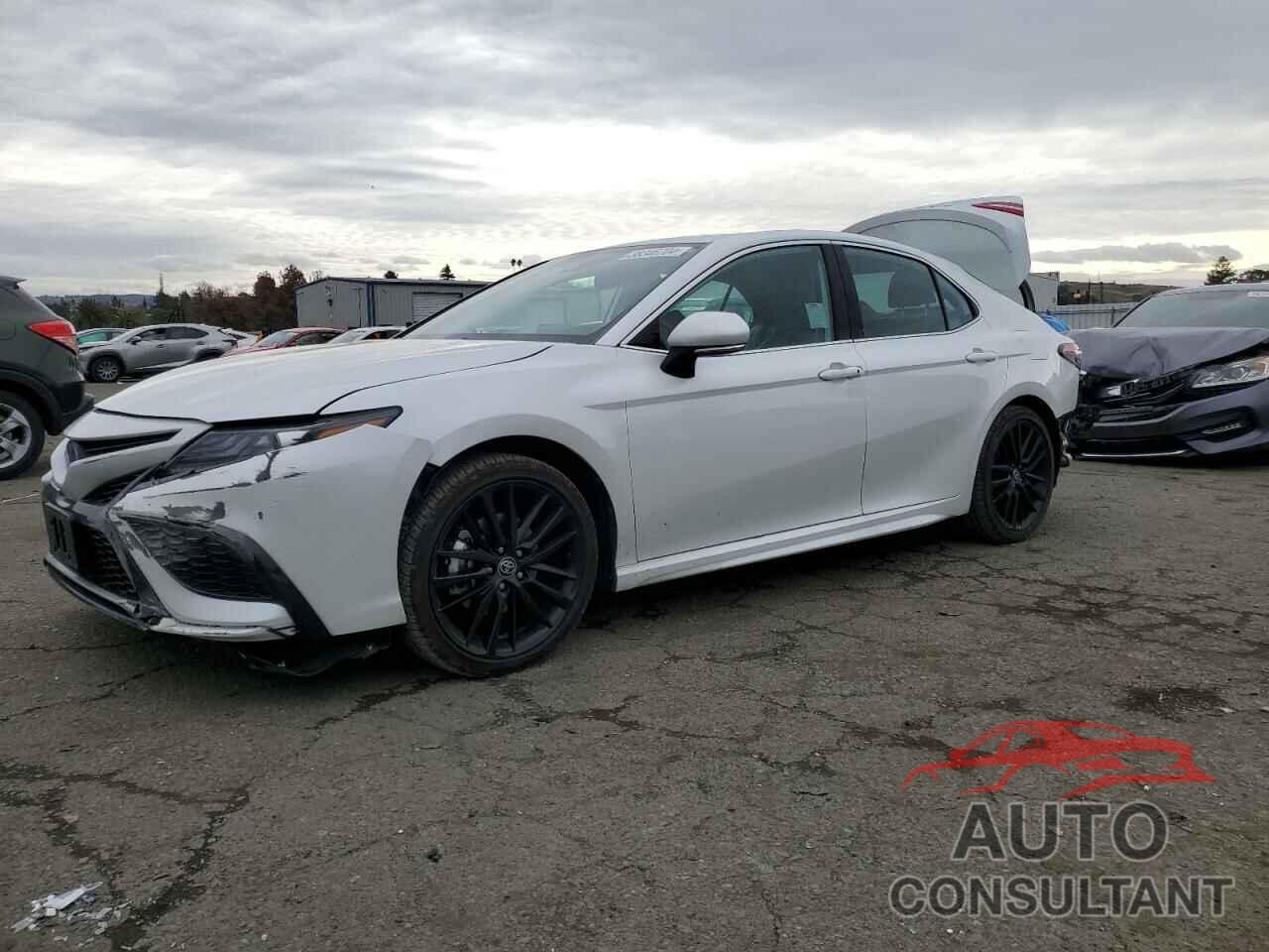 TOYOTA CAMRY 2023 - 4T1K31AKXPU608869