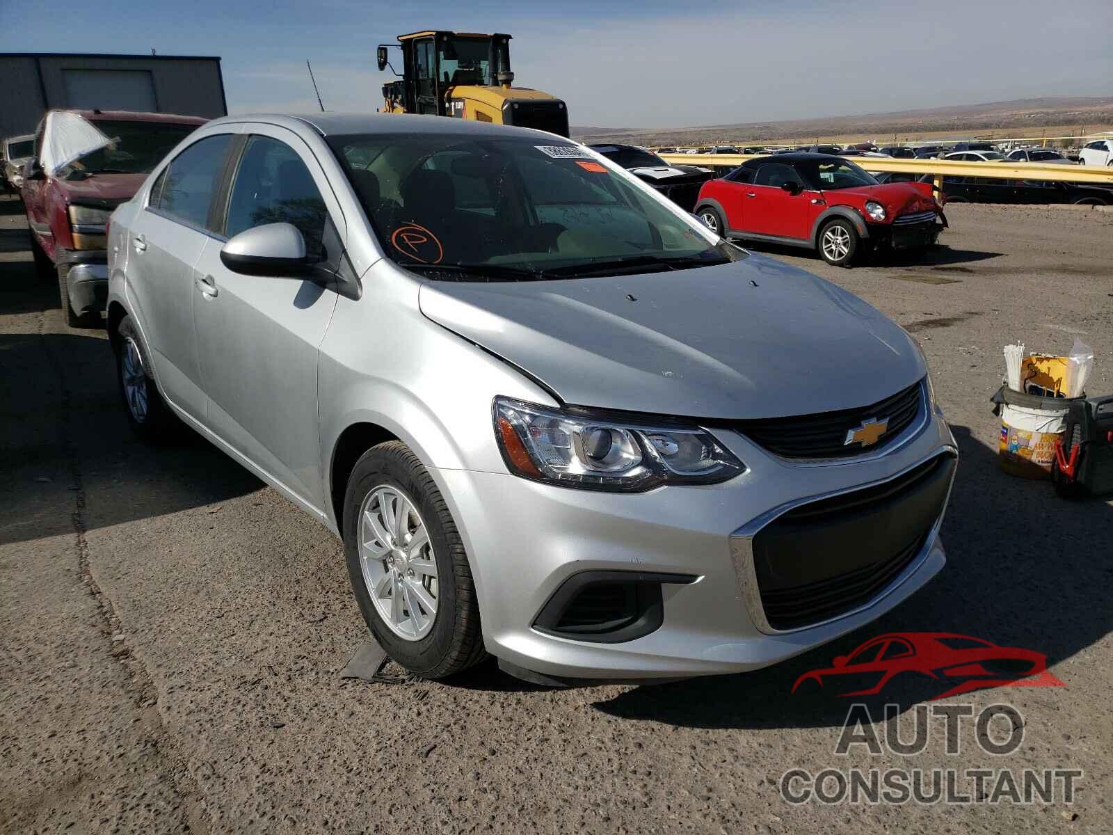 CHEVROLET SONIC 2017 - 1G1JD5SH2H4173007