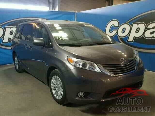 TOYOTA SIENNA 2015 - 5TDYK3DC6FS660861