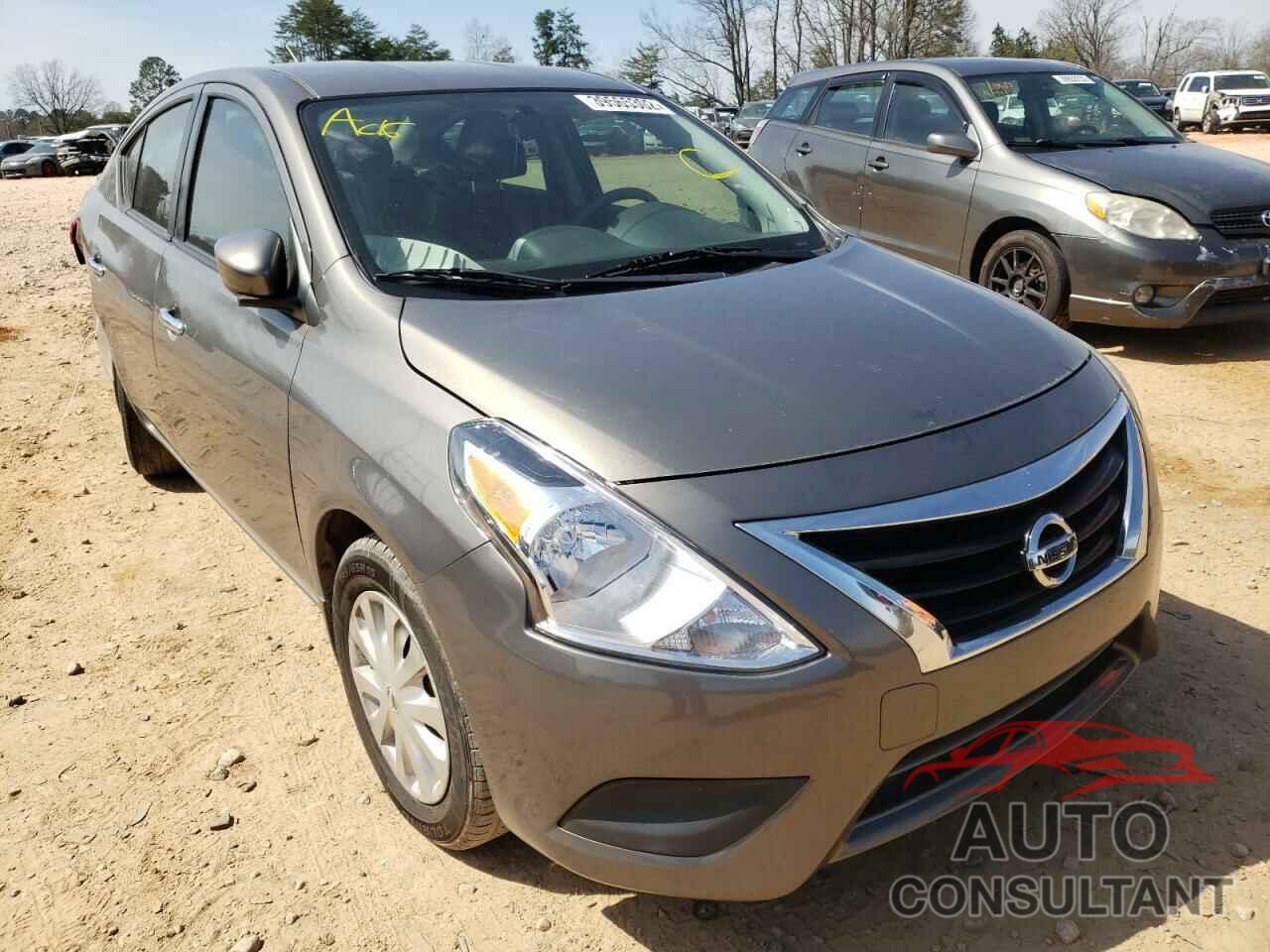 NISSAN VERSA 2017 - 3N1CN7AP7HL857789