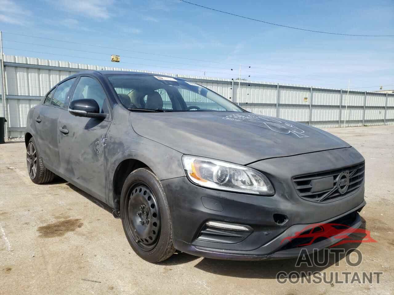 VOLVO S60 2018 - YV126MFL7J2465567