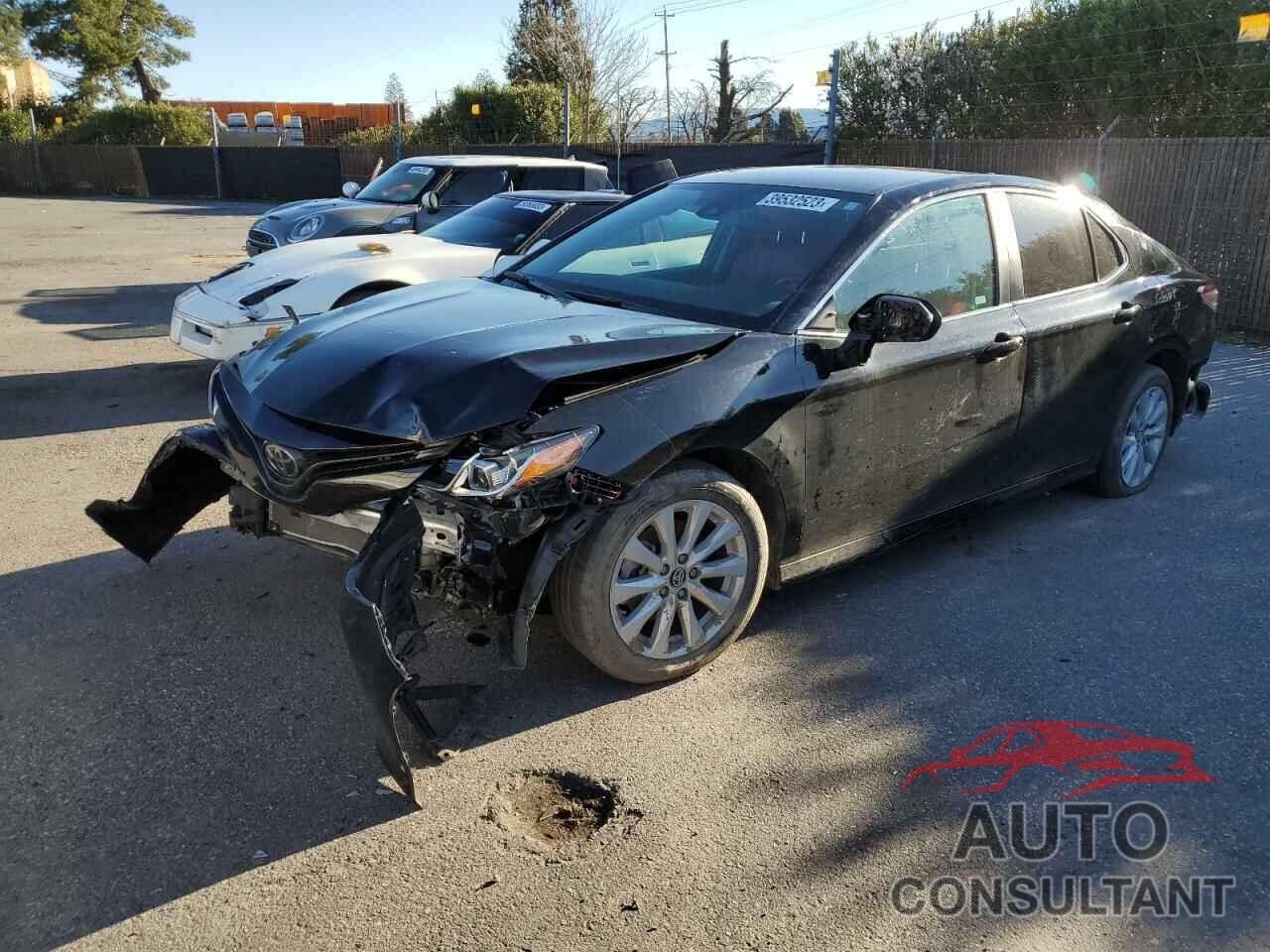 TOYOTA CAMRY 2019 - 4T1B11HK2KU714804